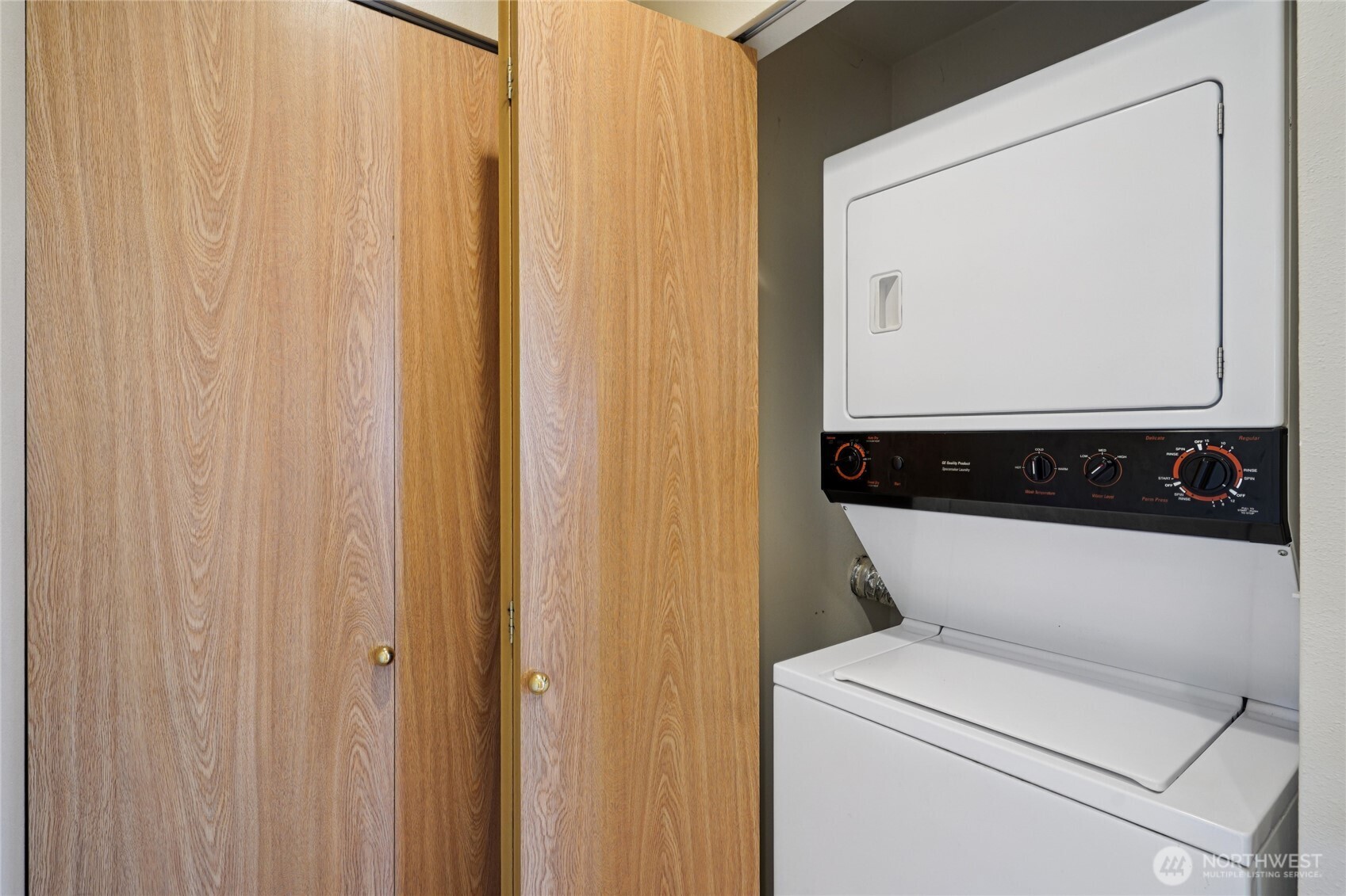 23316 59th Place S #14-3, Kent, WA 98032-6457