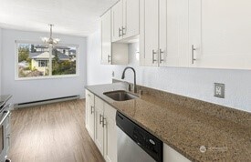 4226 Dayton Avenue N #202, Seattle, WA 98103