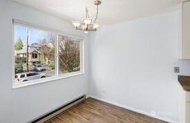 4226 Dayton Avenue N #202, Seattle, WA 98103