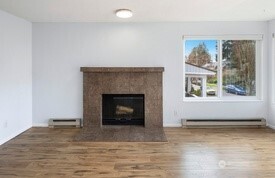 4226 Dayton Avenue N #202, Seattle, WA 98103