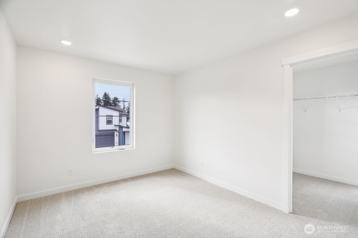 8567 46th Place NE #WM07, Marysville, WA 98270