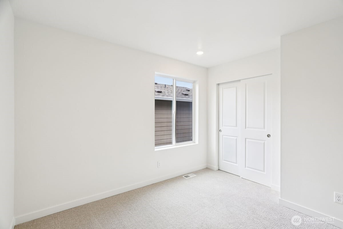 8567 46th Place NE #WM07, Marysville, WA 98270