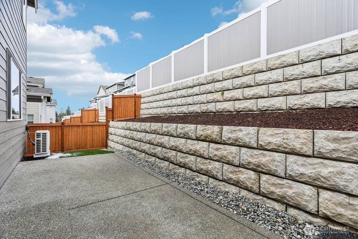 8567 46th Place NE #WM07, Marysville, WA 98270