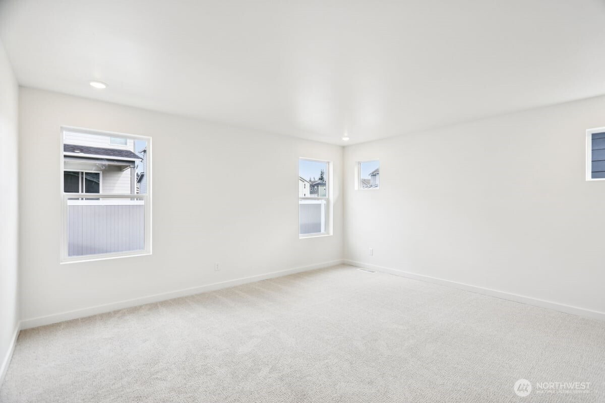 8567 46th Place NE #WM07, Marysville, WA 98270