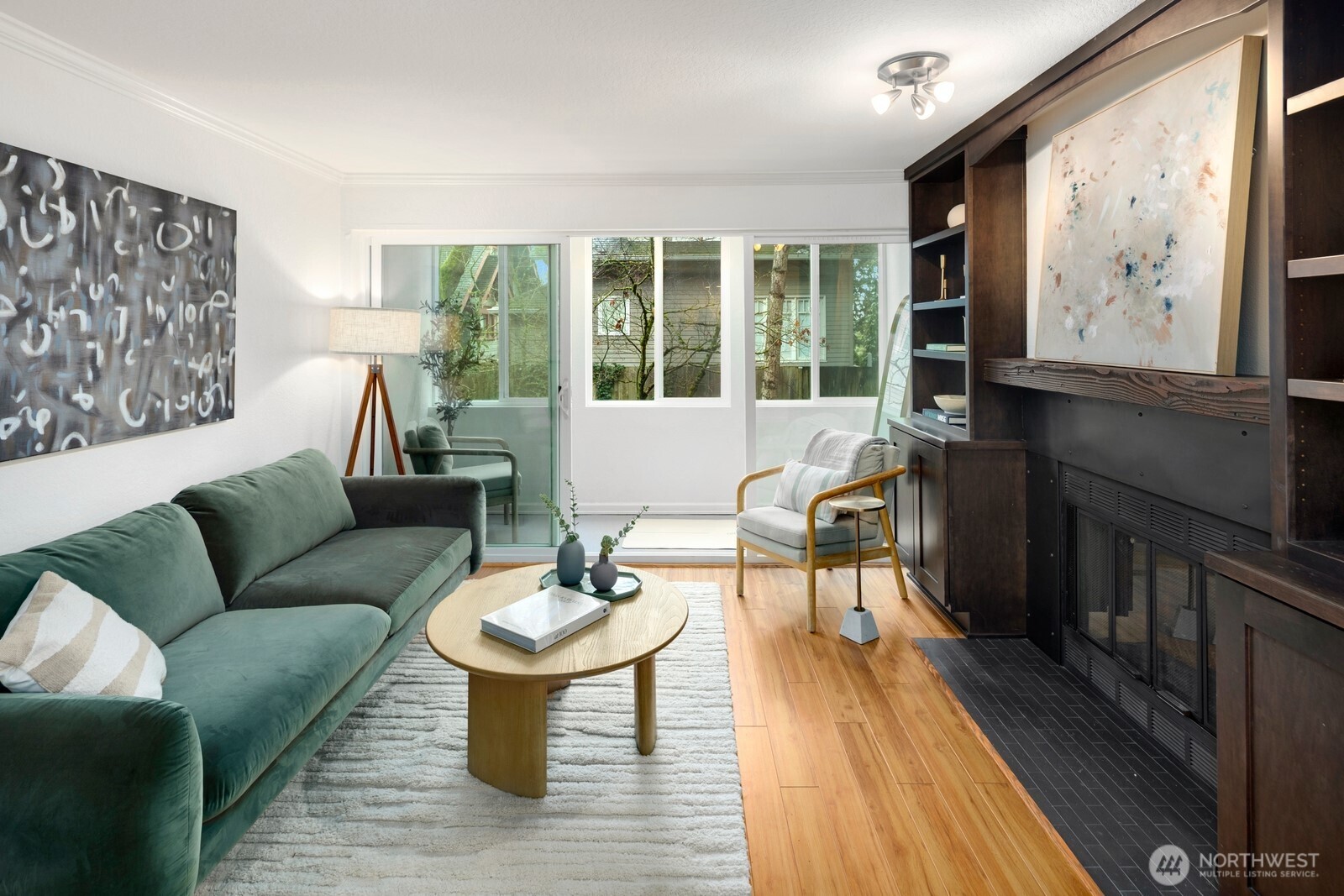 5901 Phinney Avenue N #106, Seattle, WA 98103-5868