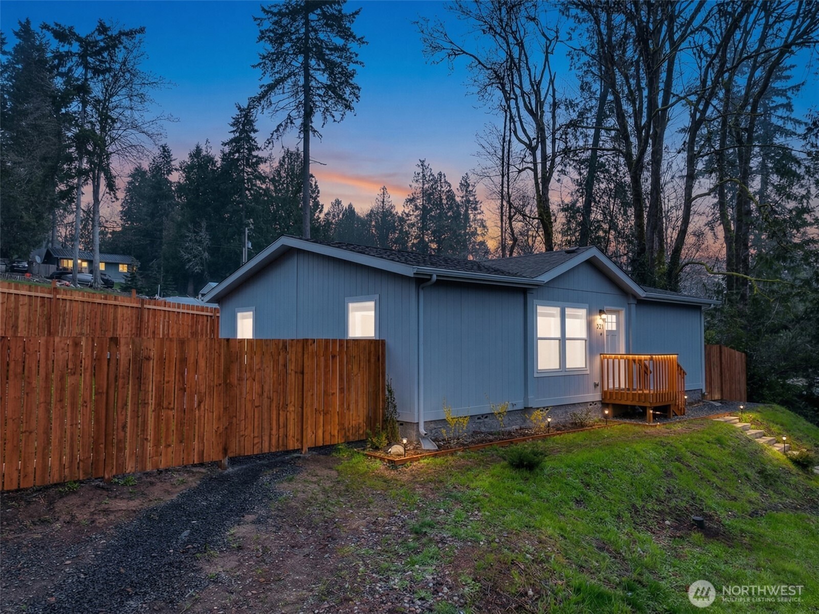 321 E Panorama Drive , Shelton, WA 98584