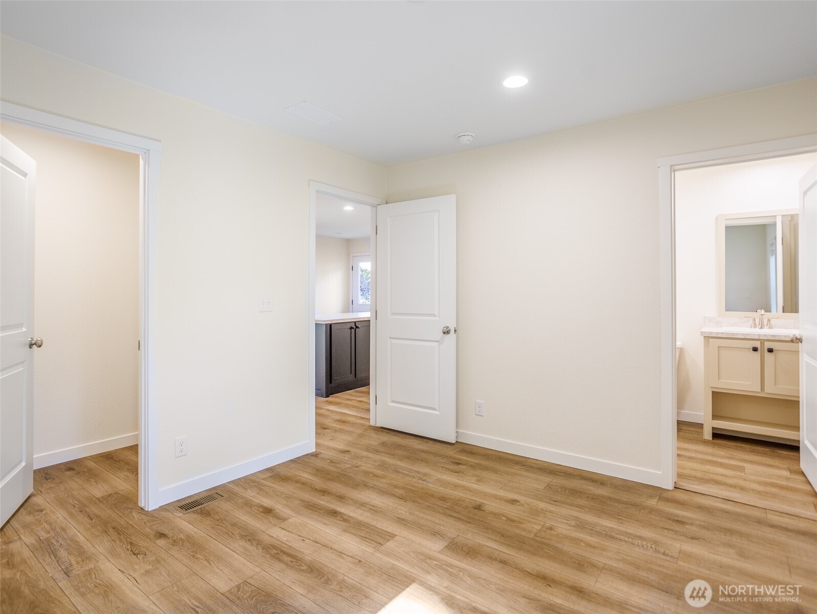 321 E Panorama Drive , Shelton, WA 98584