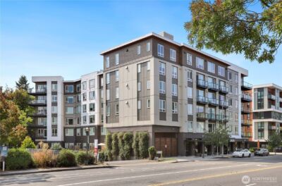 11903 NE 128th Street #204, Kirkland, WA 98034