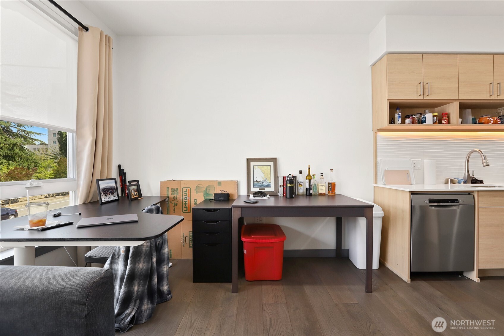 11903 NE 128th Street #204, Kirkland, WA 98034