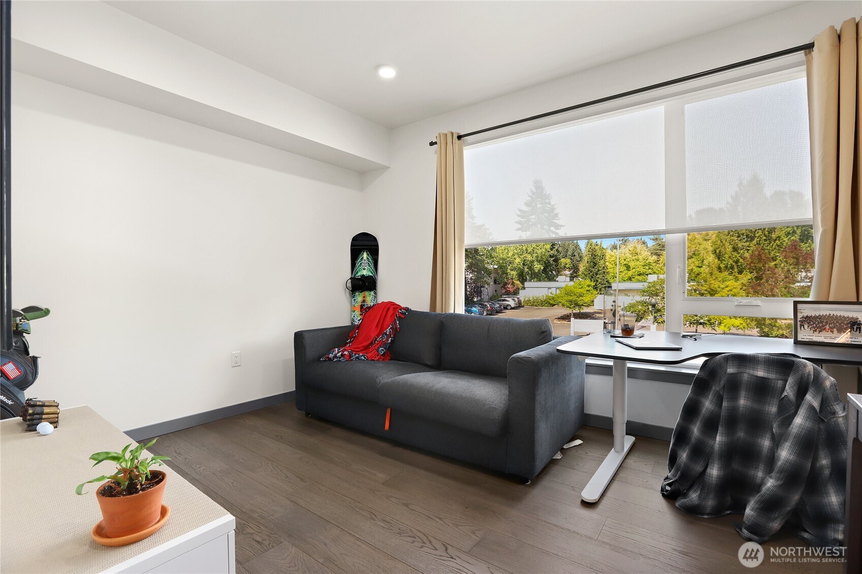 11903 NE 128th Street #204, Kirkland, WA 98034