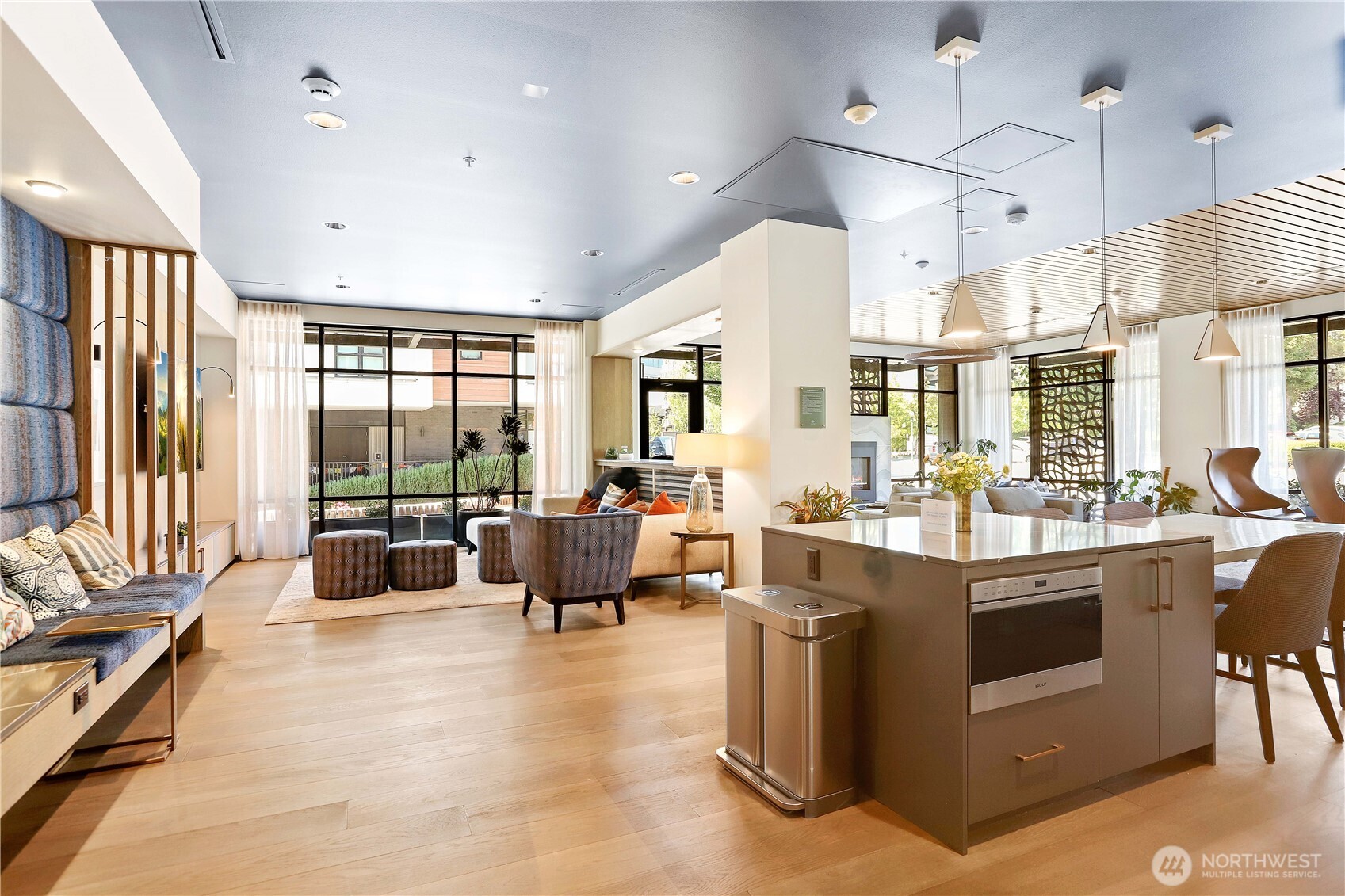 11903 NE 128th Street #204, Kirkland, WA 98034