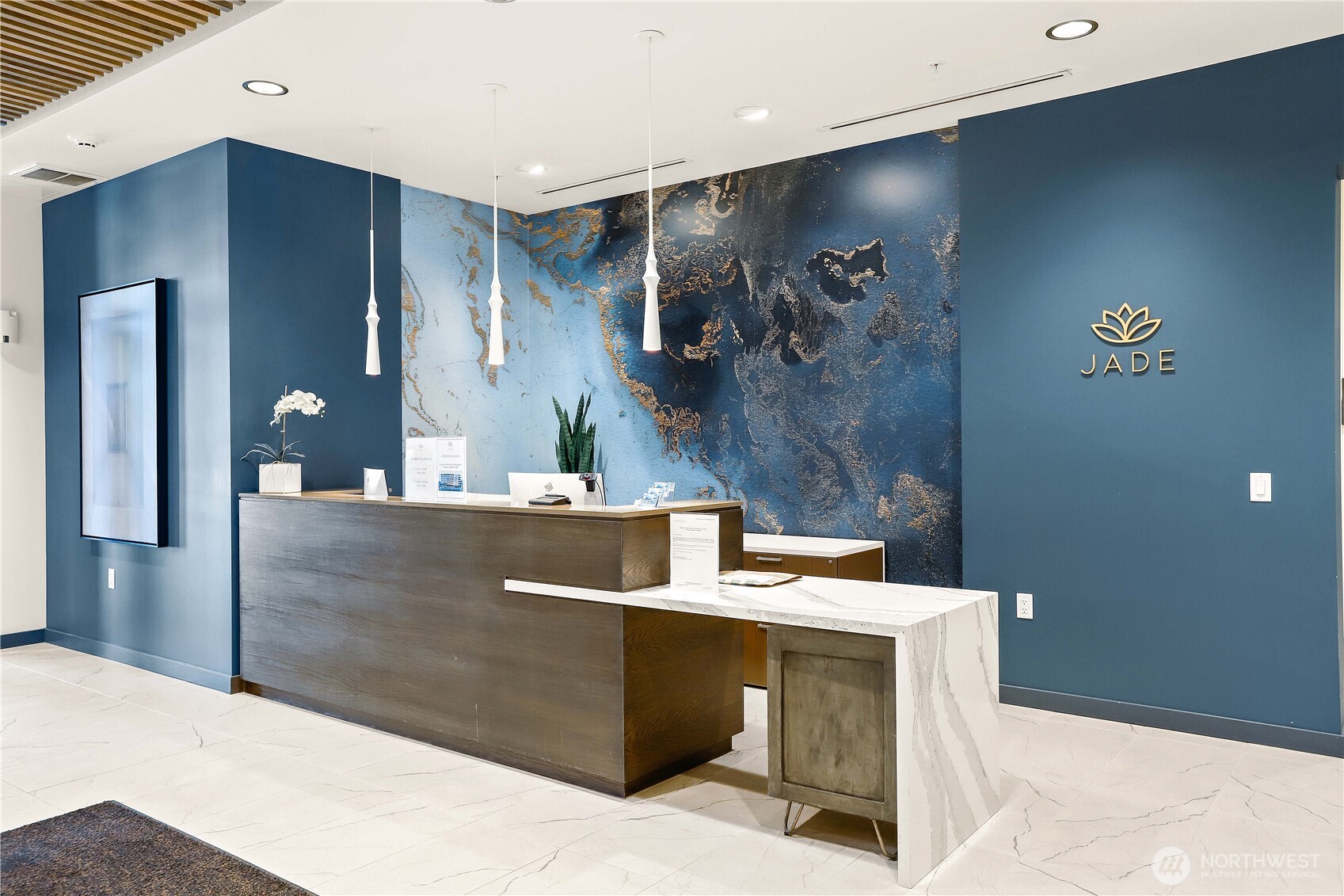 11903 NE 128th Street #204, Kirkland, WA 98034