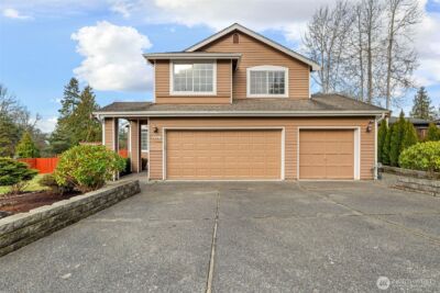 7205 58 Street NE, Marysville, WA 98270 - Photo 2