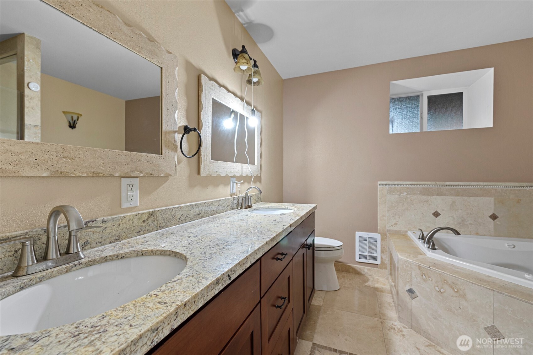 7205 58 Street NE, Marysville, WA 98270