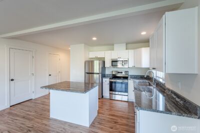 1070 S Grand Drive , Moses Lake, WA 98837 - Photo 15