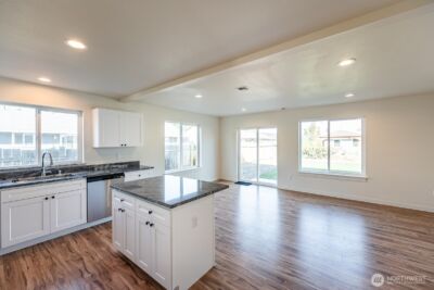 1073 S Grand Drive , Moses Lake, WA 98837 - Photo 12