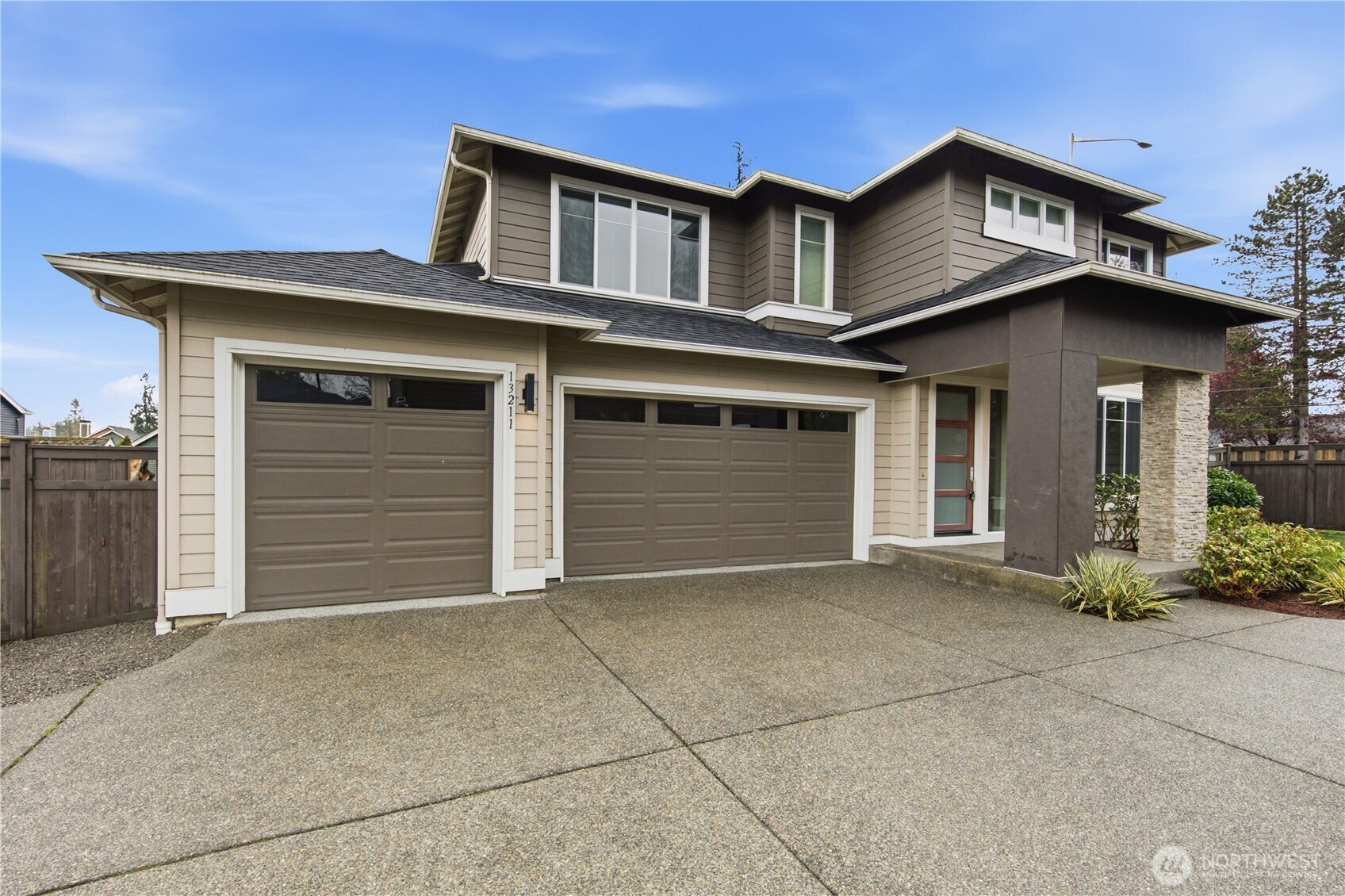 13211 SE 262nd Street , Kent, WA 98042