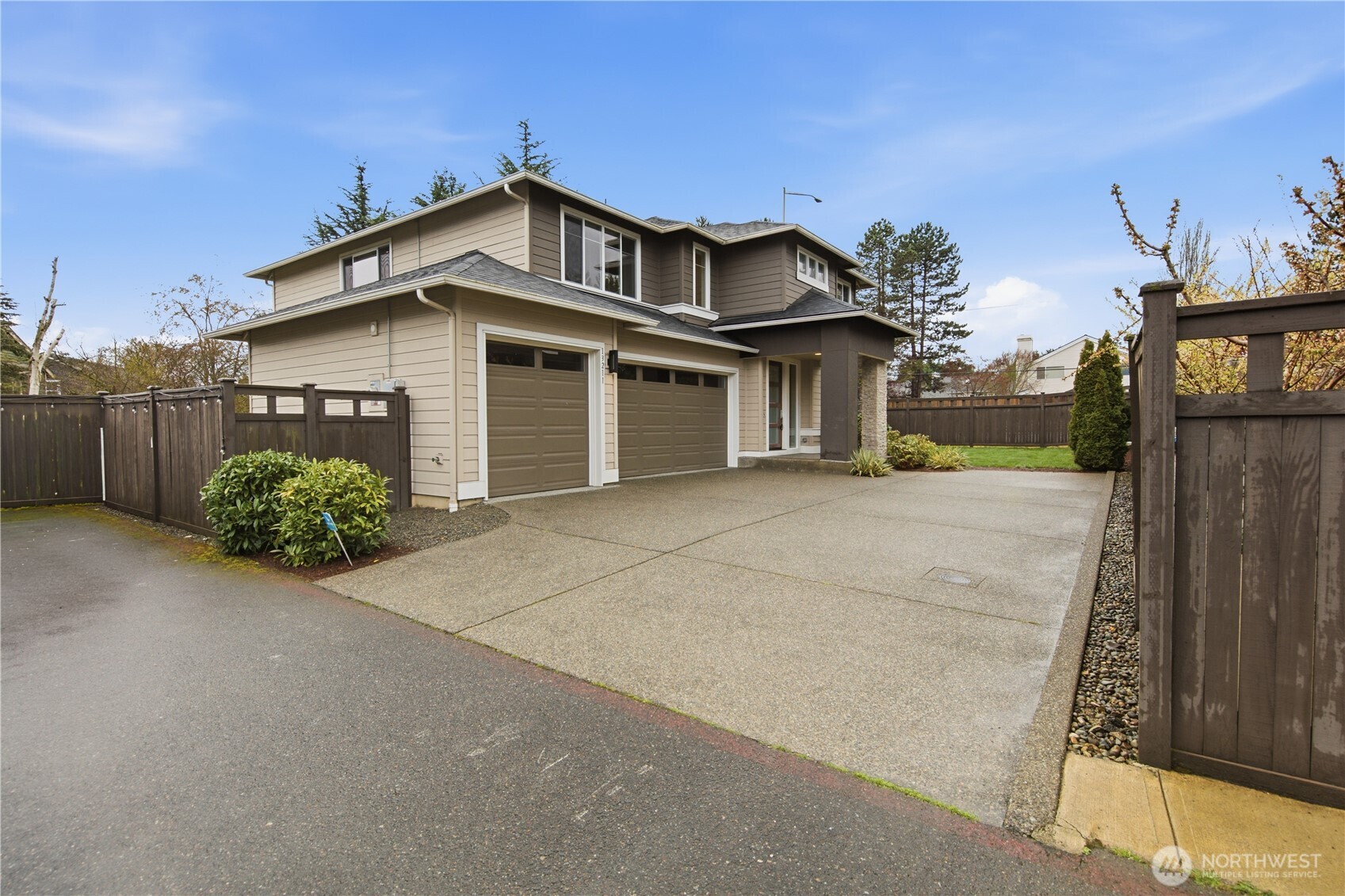 13211 SE 262nd Street , Kent, WA 98042
