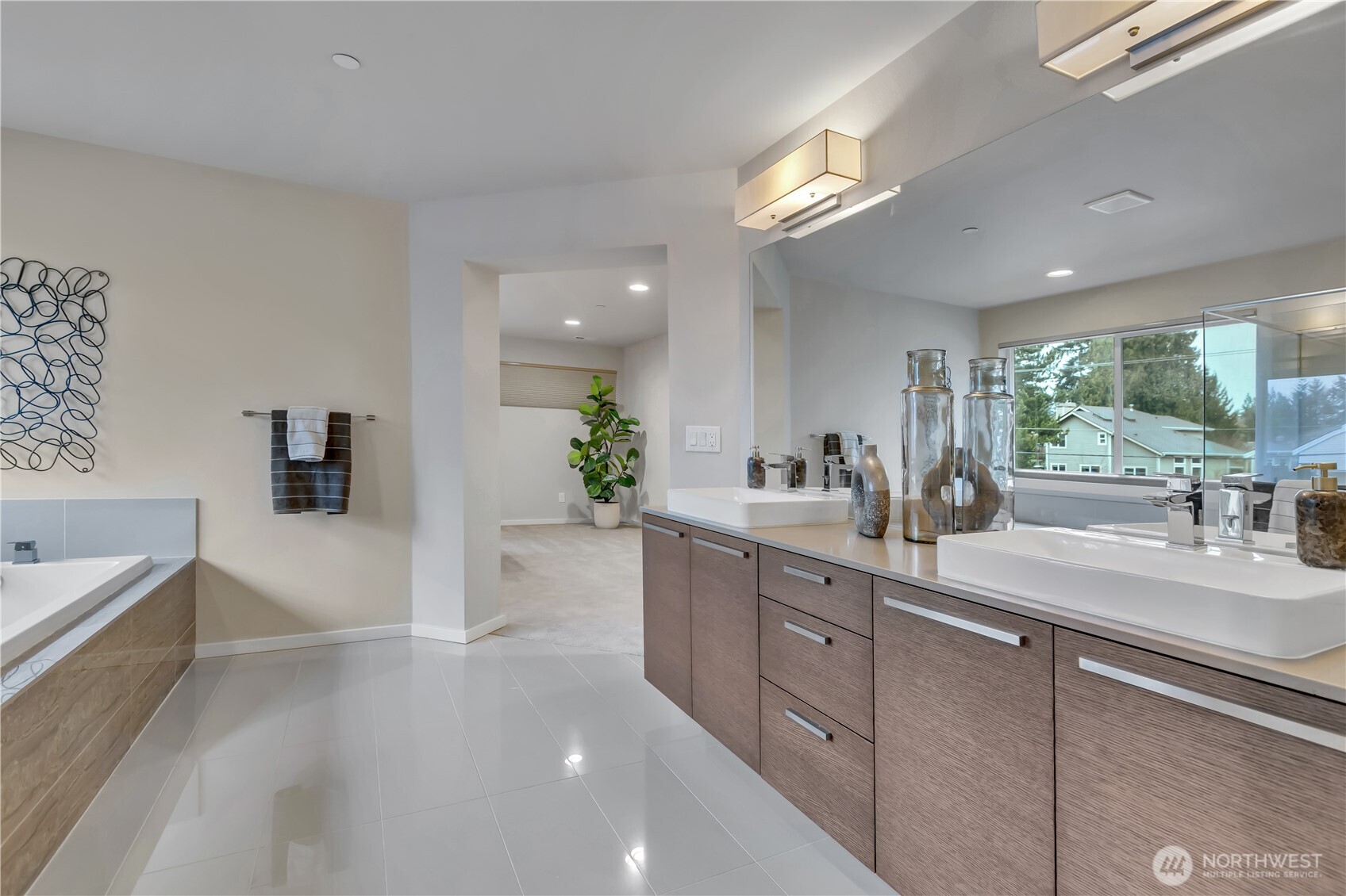 13211 SE 262nd Street , Kent, WA 98042