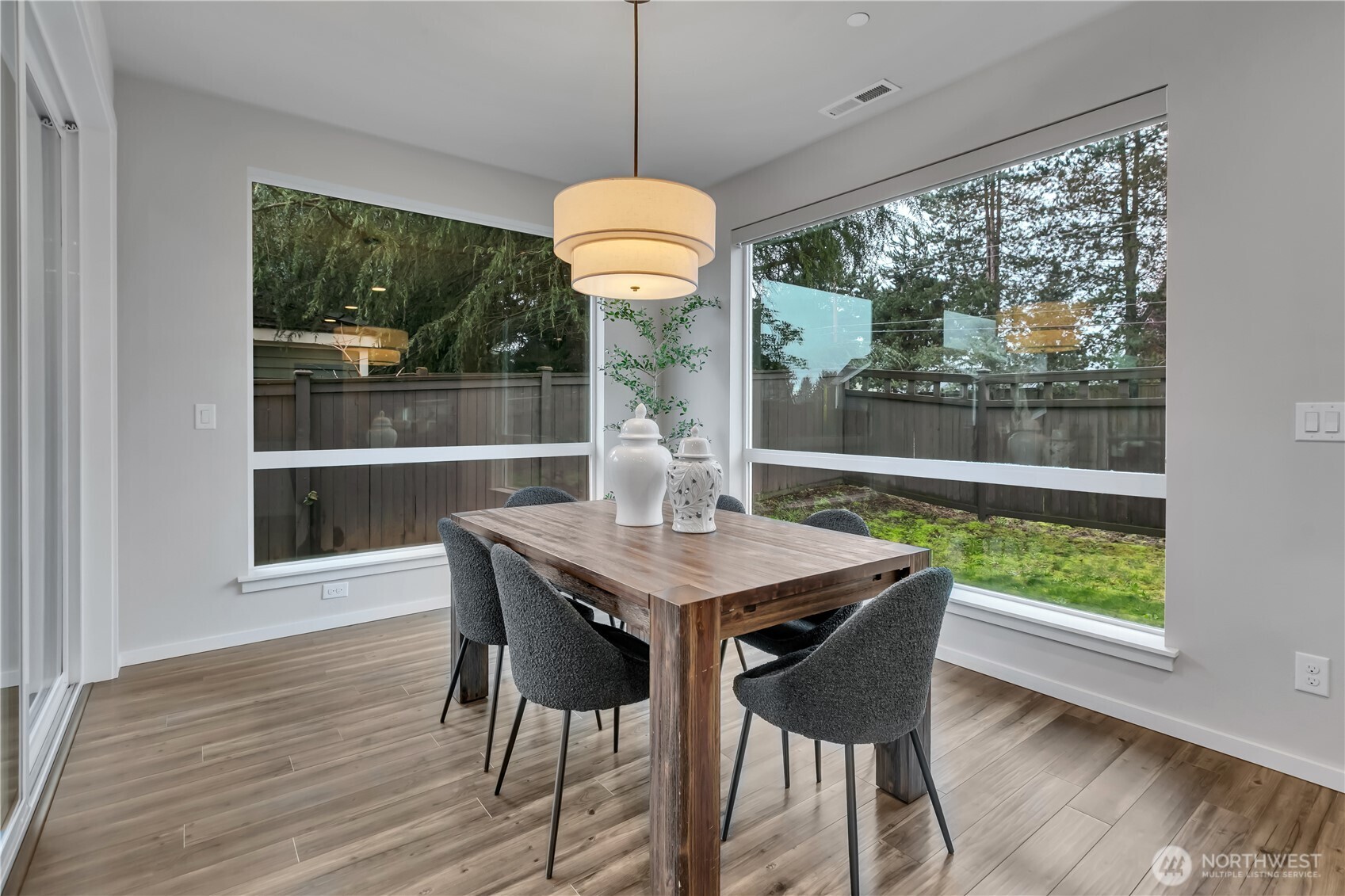 13211 SE 262nd Street , Kent, WA 98042