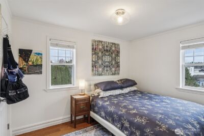 2418 W Boston , Seattle, WA 98199 - Photo 14