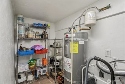 2418 W Boston , Seattle, WA 98199 - Photo 26