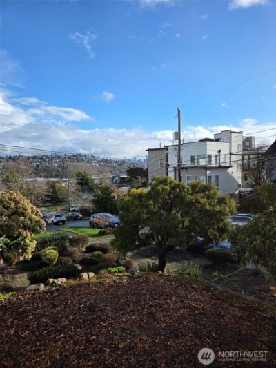 2418 W Boston , Seattle, WA 98199 - Photo 34