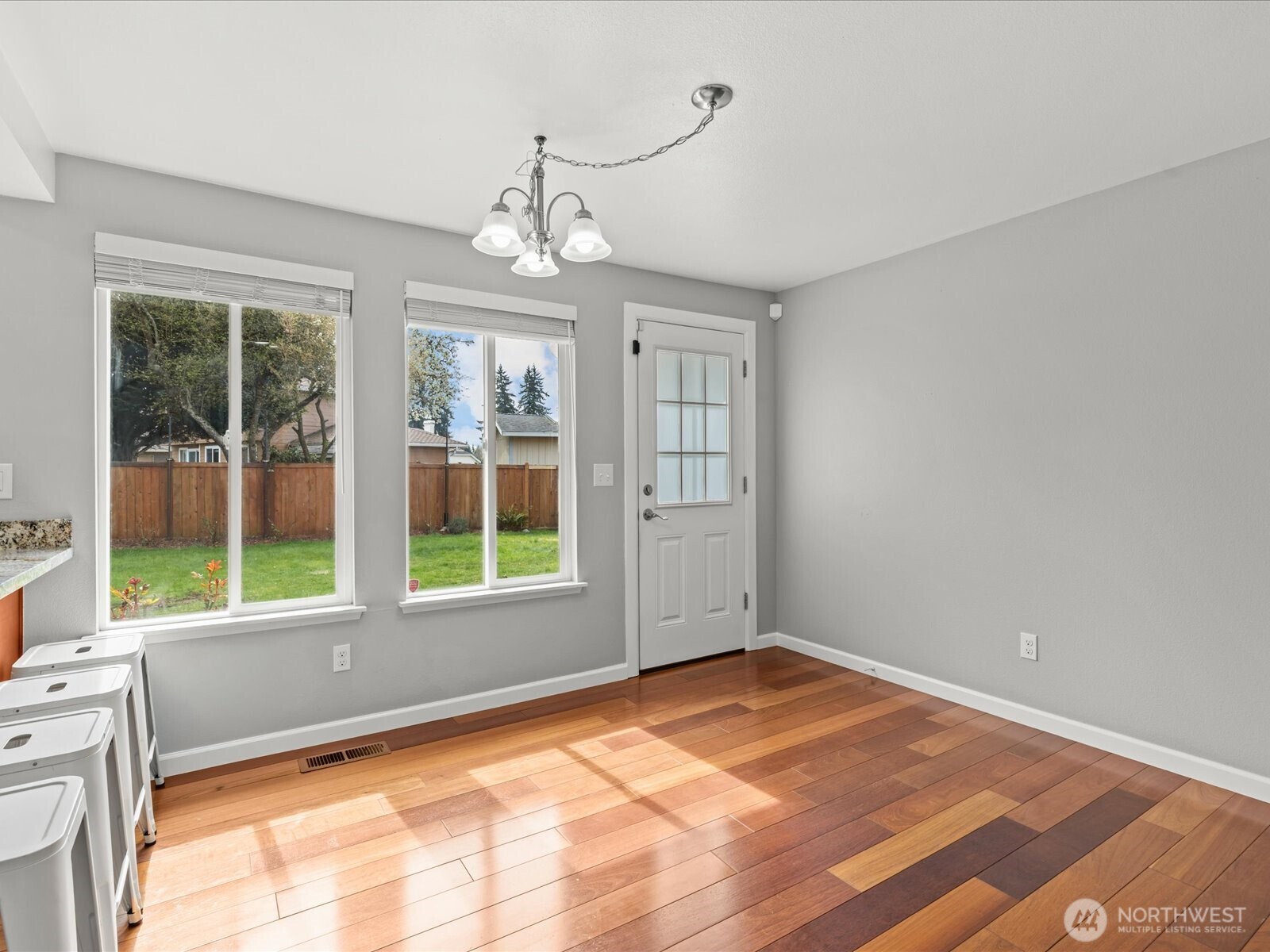 1027 SW 348th Place , Federal Way, WA 98023