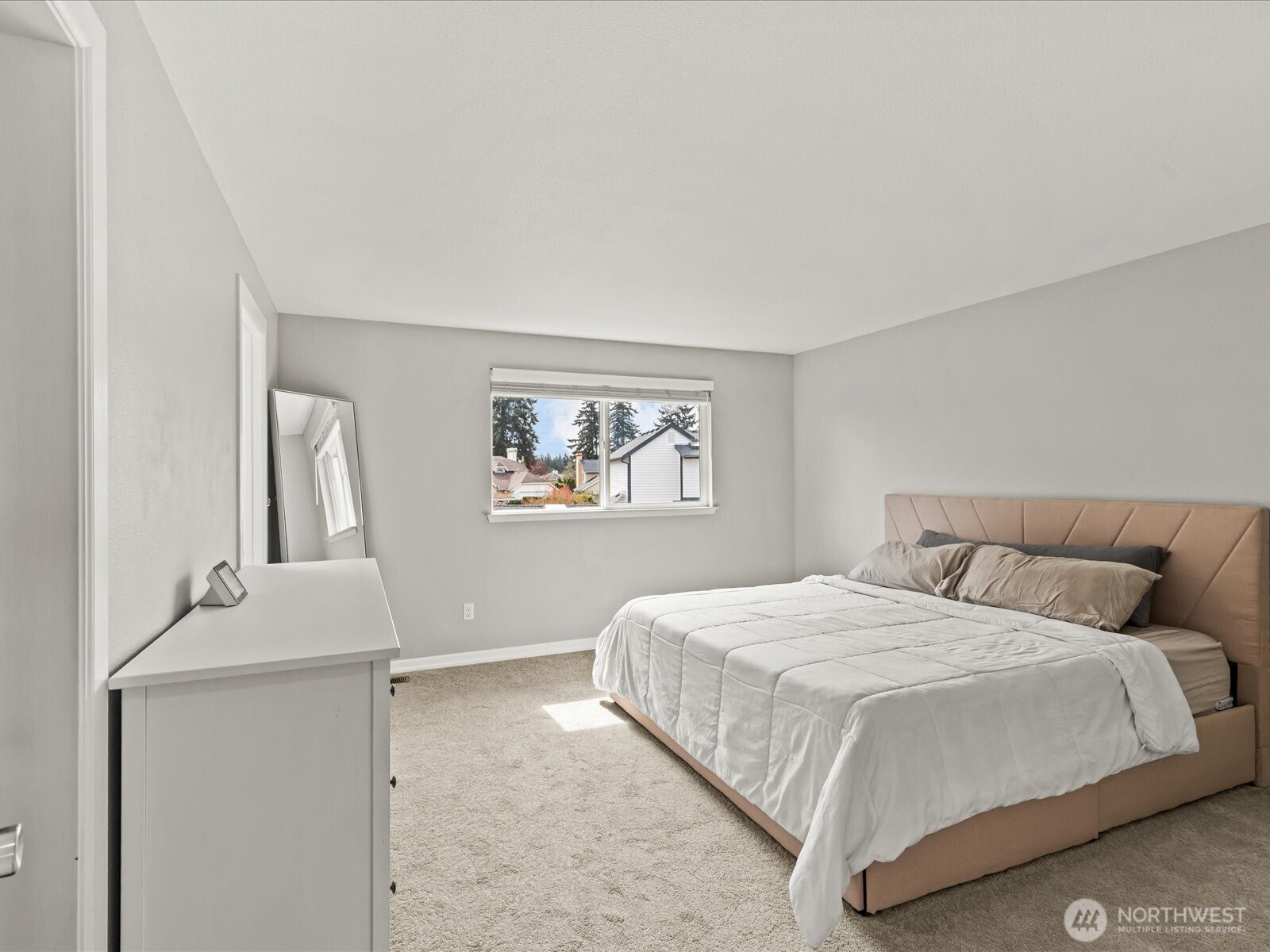 1027 SW 348th Place , Federal Way, WA 98023