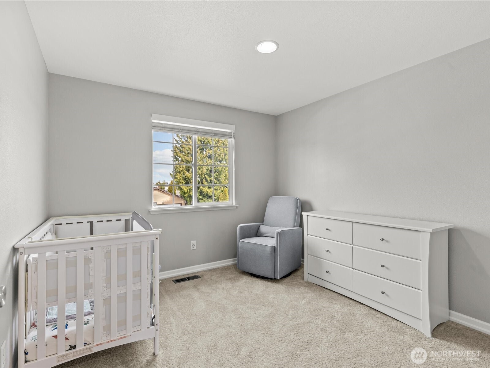 1027 SW 348th Place , Federal Way, WA 98023