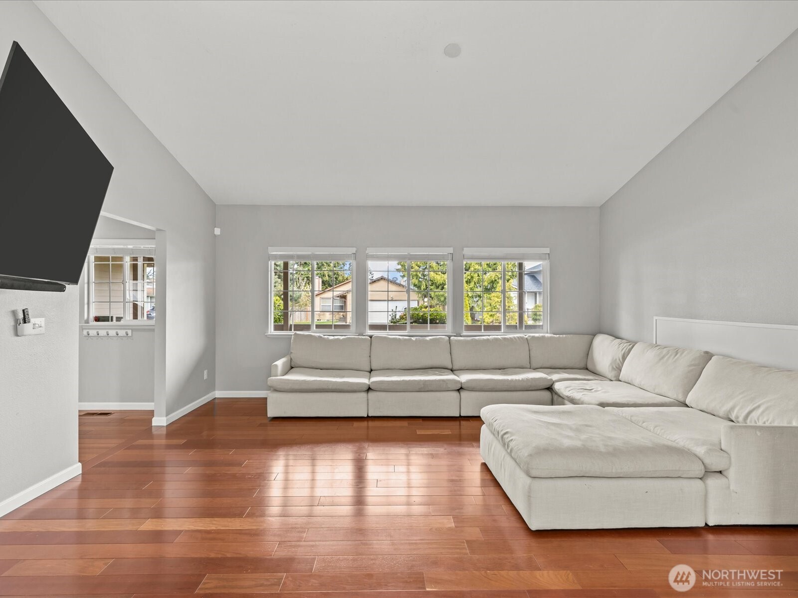 1027 SW 348th Place , Federal Way, WA 98023