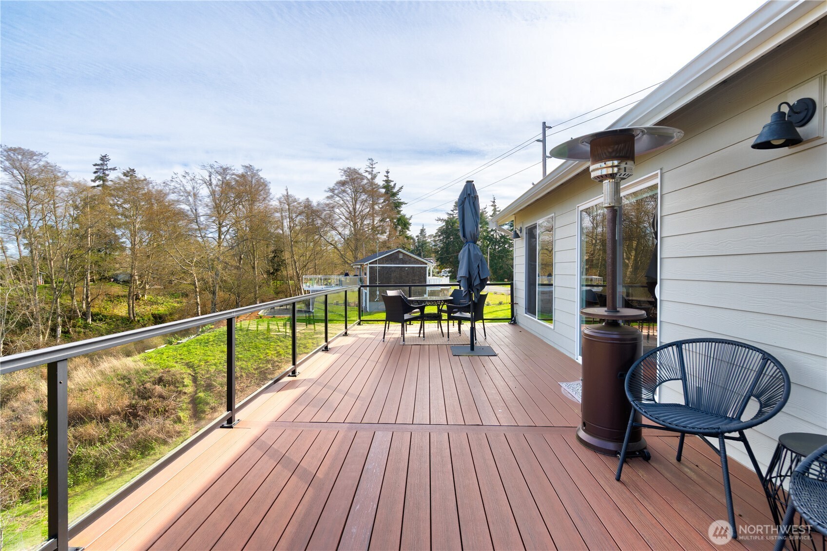 2303 North Bluff Road , Greenbank, WA 98253