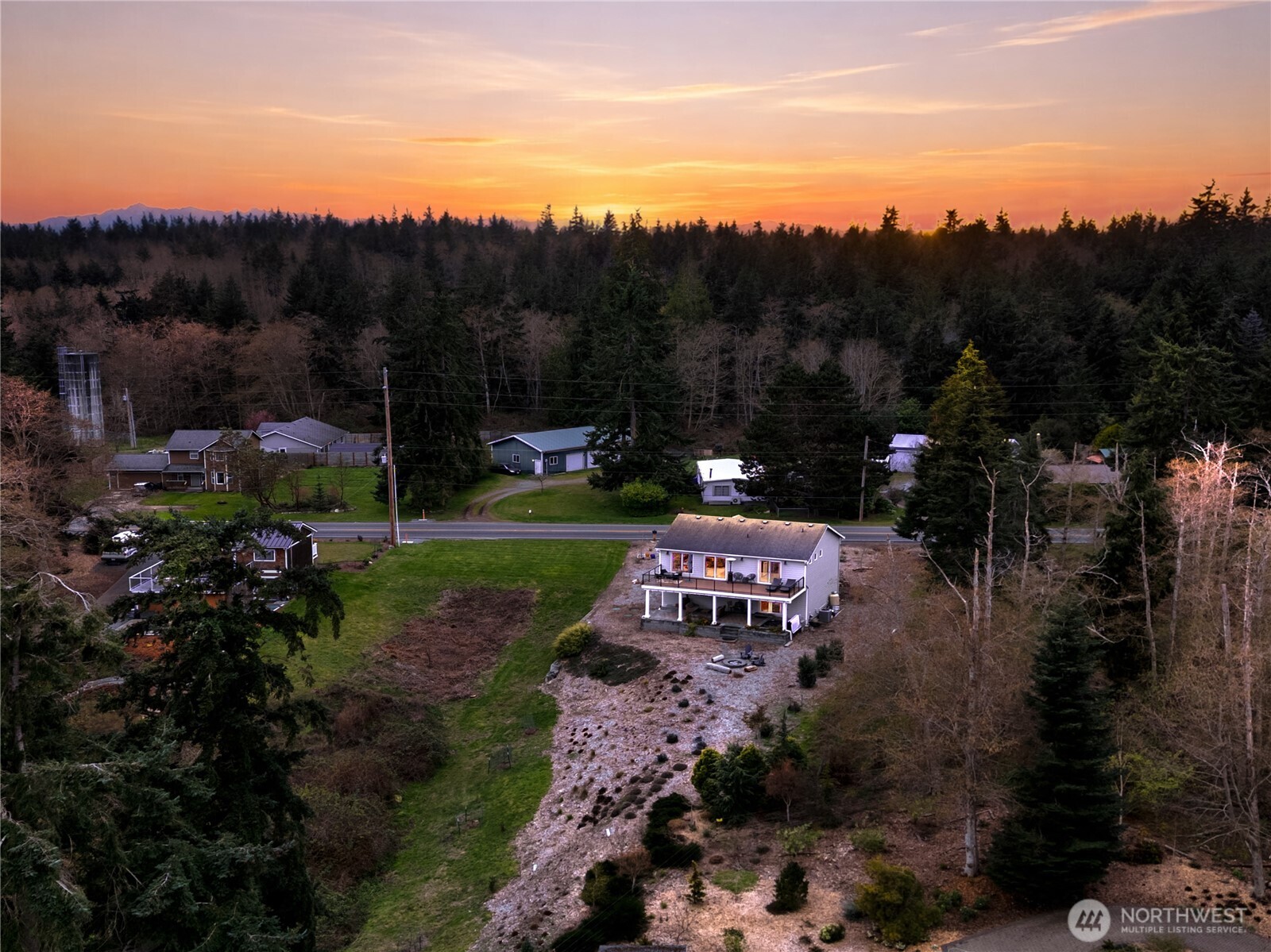 2303 North Bluff Road , Greenbank, WA 98253