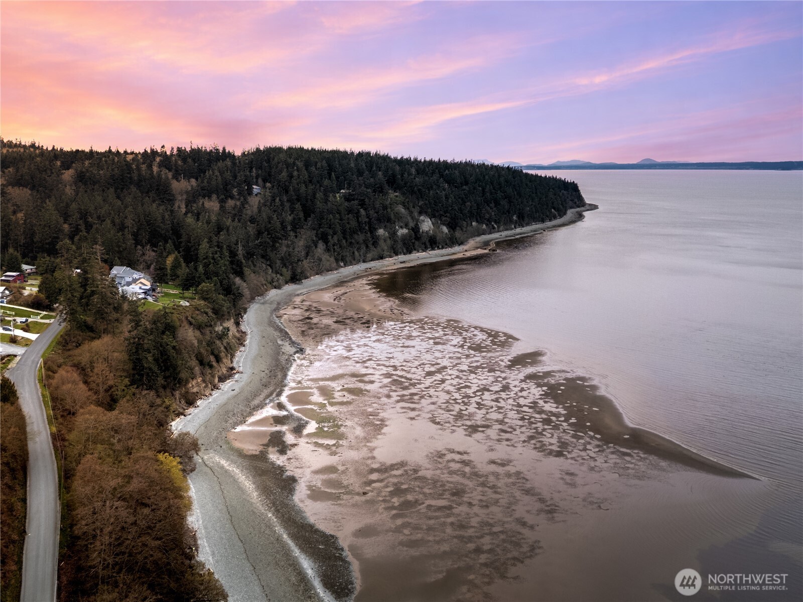 2303 North Bluff Road , Greenbank, WA 98253