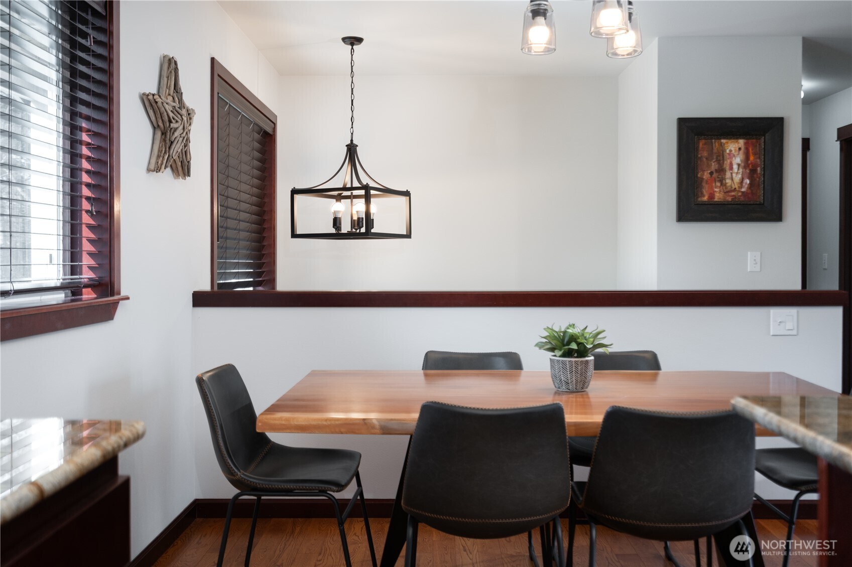 2303 North Bluff Road , Greenbank, WA 98253