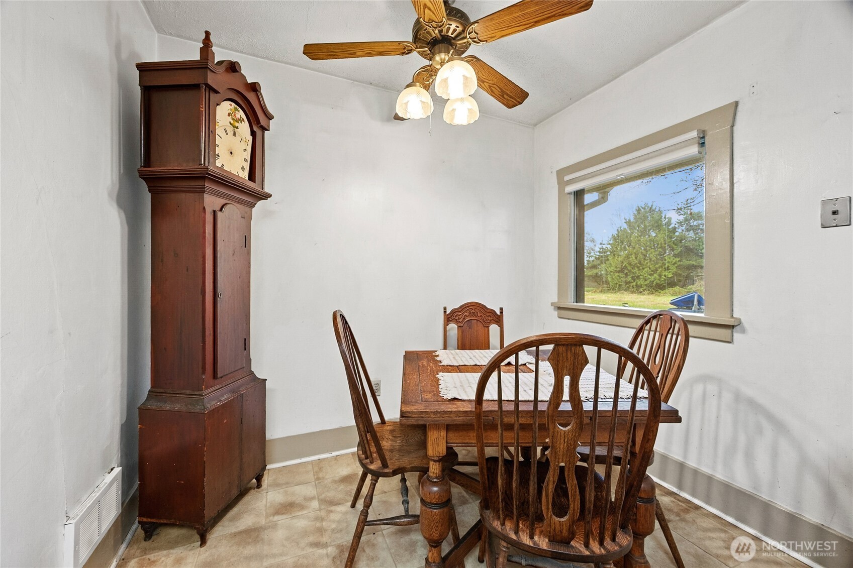 516 Clay Street NW, Auburn, WA 98001