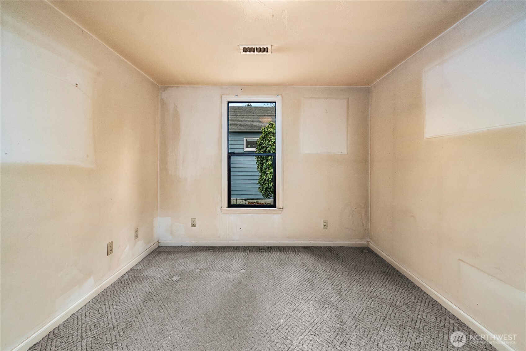 1230 S Donovan Street , Seattle, WA 98108-4835