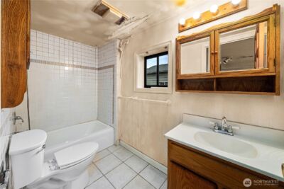 1230 S Donovan Street , Seattle, WA 98108-4835 - Photo 21