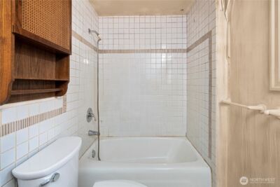 1230 S Donovan Street , Seattle, WA 98108-4835 - Photo 22