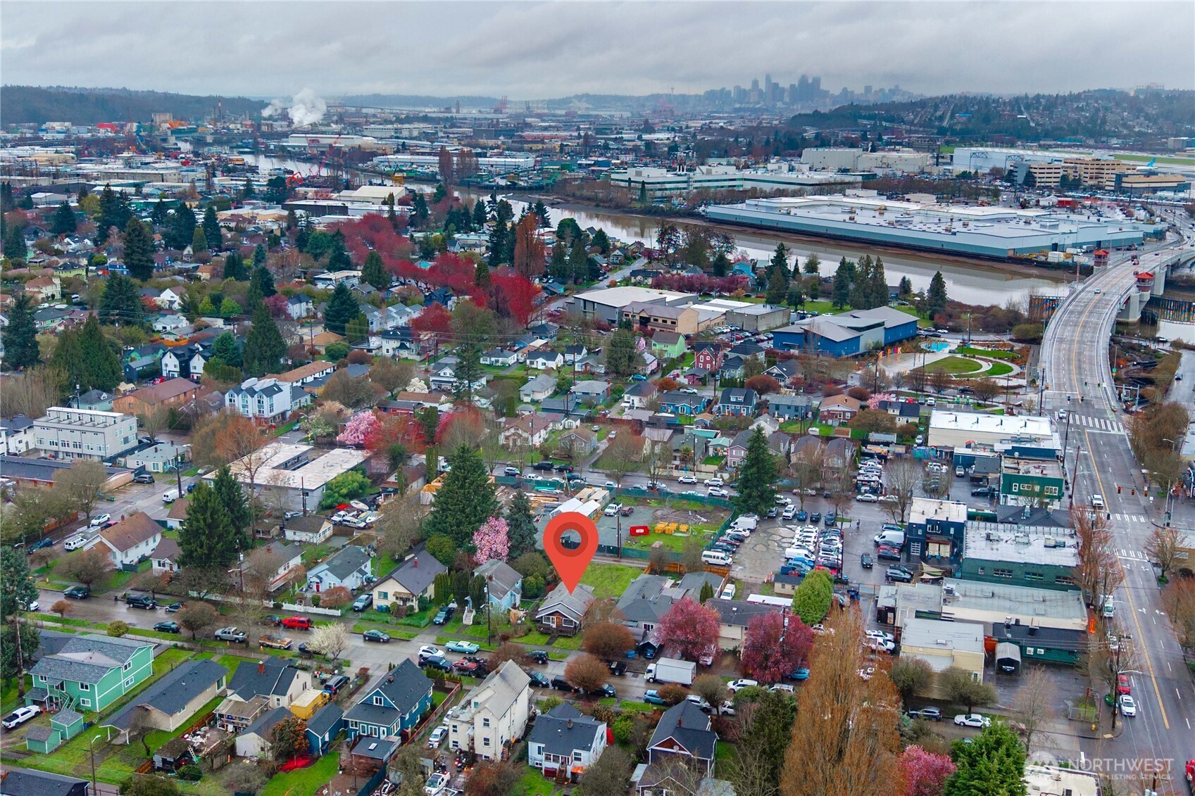 1230 S Donovan Street , Seattle, WA 98108-4835