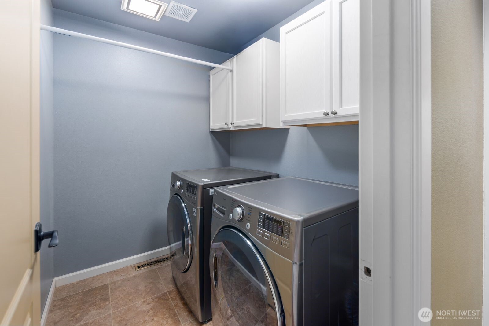 2120 Jones Avenue NE, Renton, WA 98056