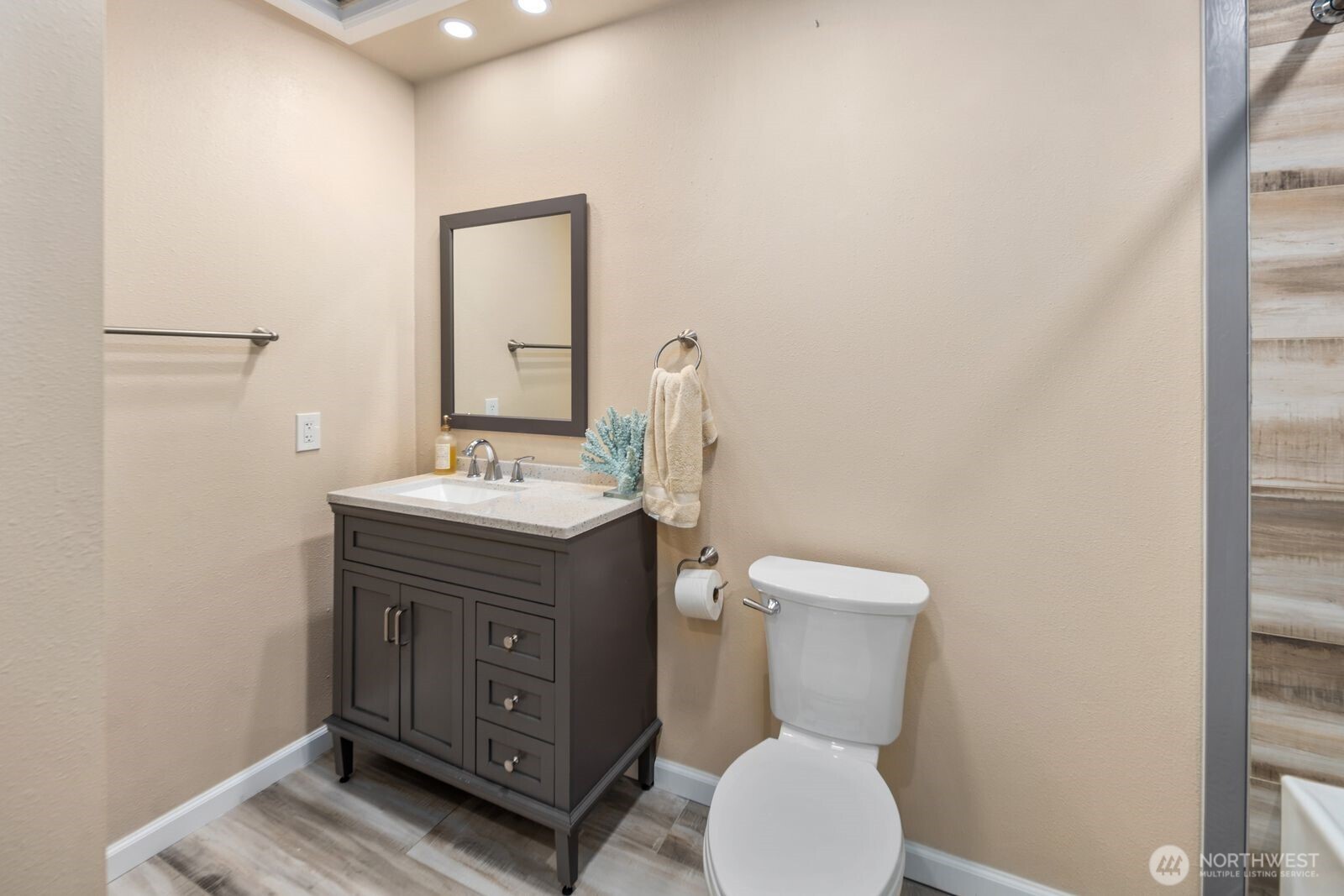 2120 Jones Avenue NE, Renton, WA 98056