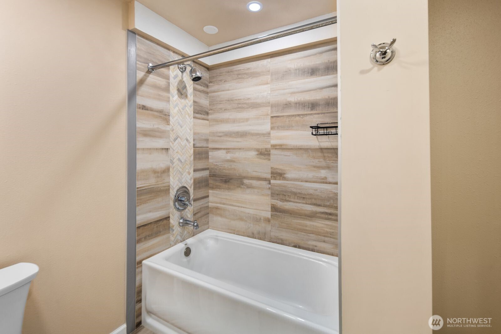 2120 Jones Avenue NE, Renton, WA 98056