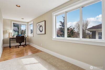 4726 Thackeray Place NE, Seattle, WA 98105 - Photo 17