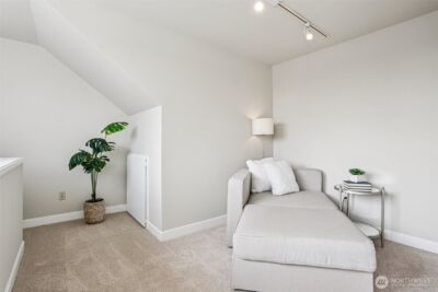 4726 Thackeray Place NE, Seattle, WA 98105 - Photo 25