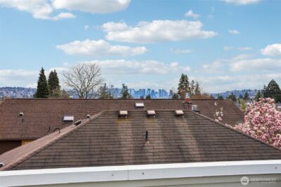 4726 Thackeray Place NE, Seattle, WA 98105 - Photo 35