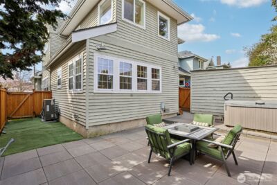 4726 Thackeray Place NE, Seattle, WA 98105 - Photo 37