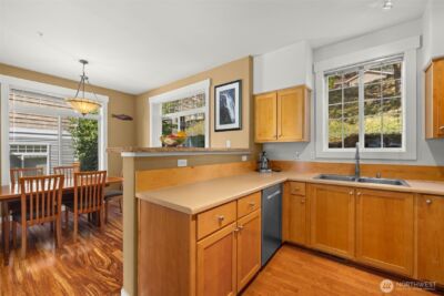 23120 SE Black Nugget Road #E1, Issaquah, WA 98029 - Photo 13