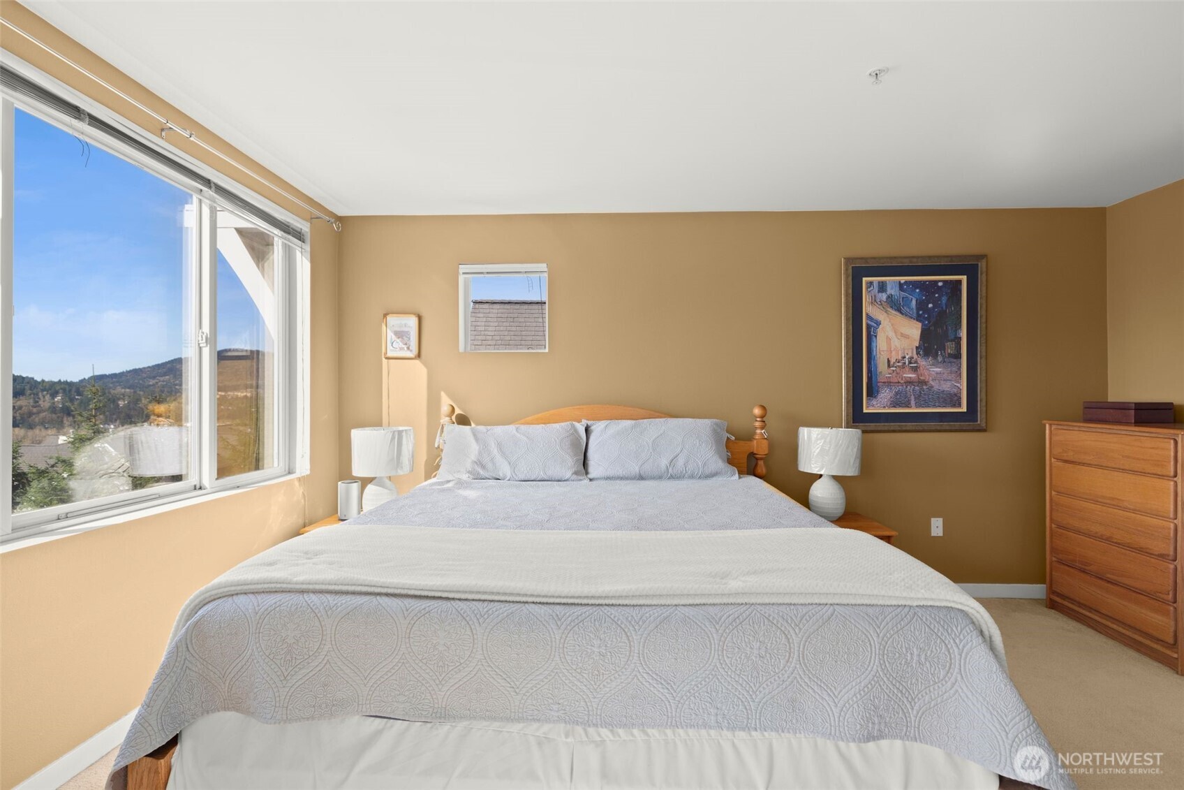 23120 SE Black Nugget Road #E1, Issaquah, WA 98029