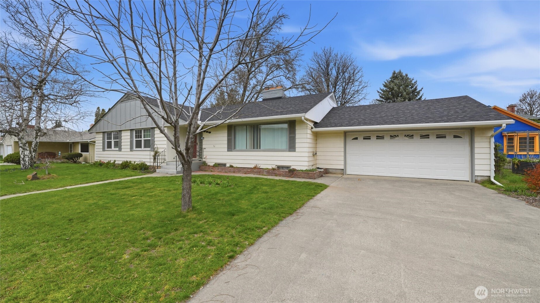 300 W Fifth Street , Waitsburg, WA 99361